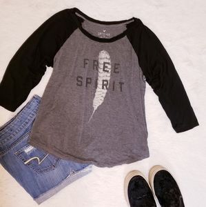 AEO feather tee